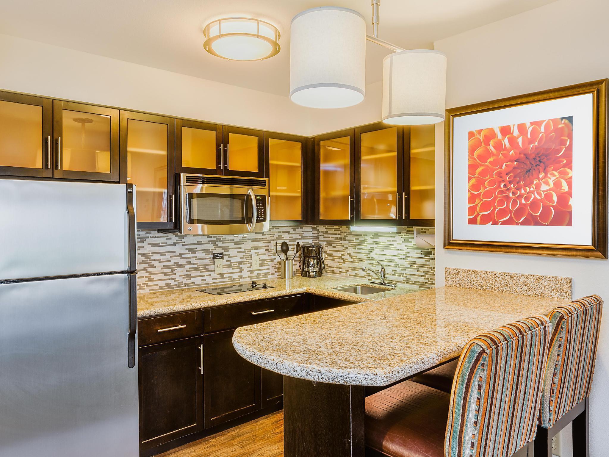 Staybridge Suites Bismarck By Ihg Екстериор снимка