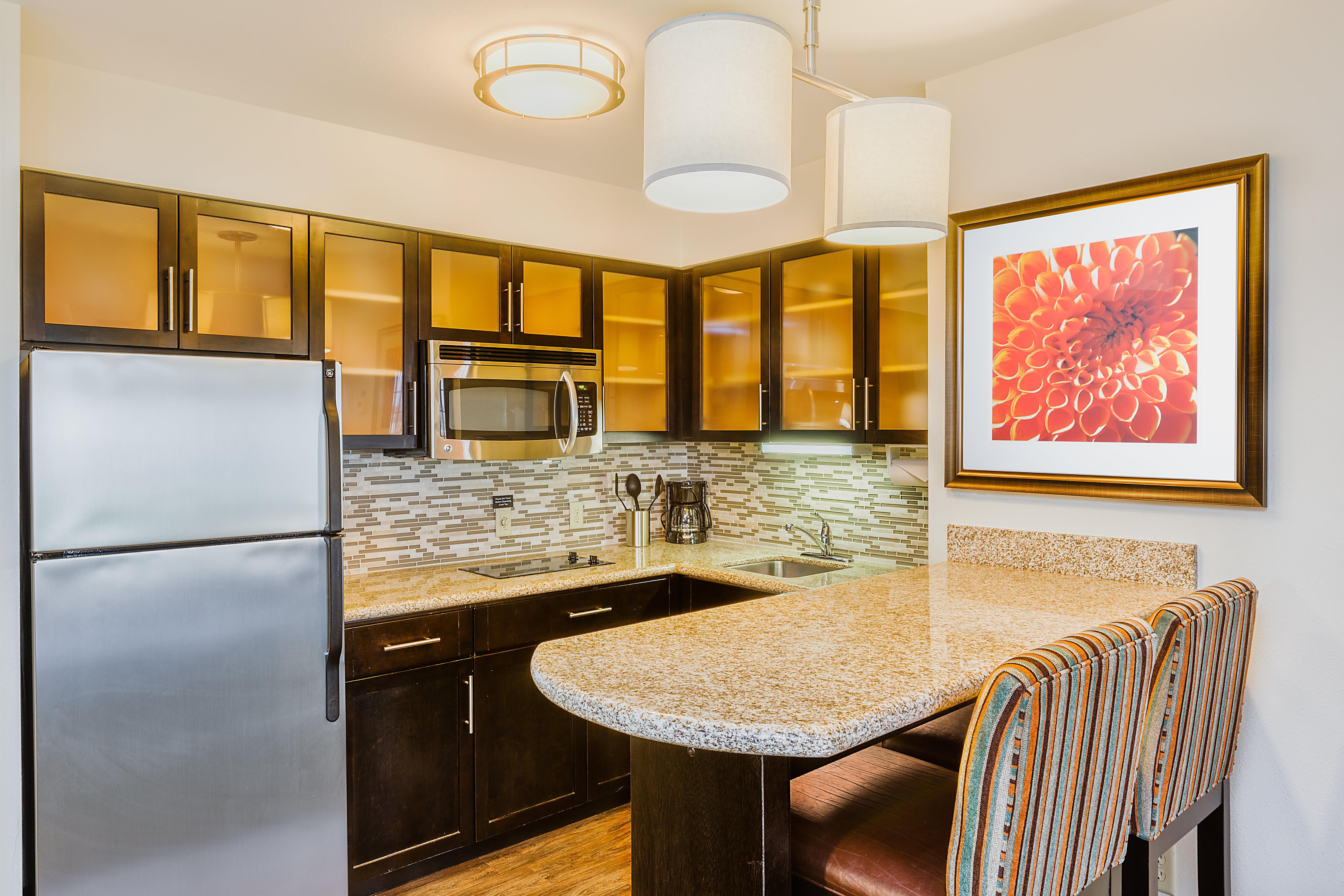 Staybridge Suites Bismarck By Ihg Екстериор снимка