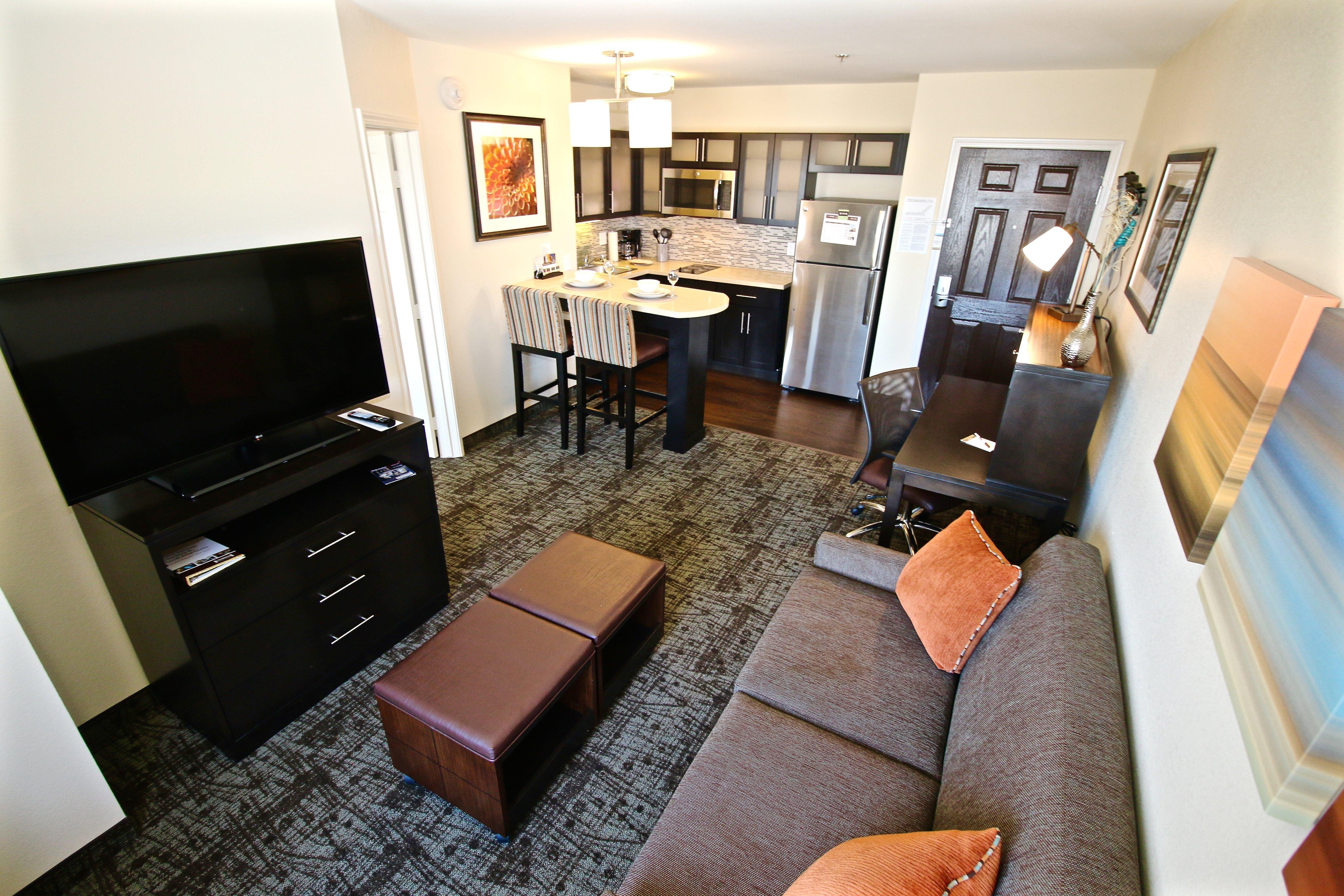 Staybridge Suites Bismarck By Ihg Екстериор снимка