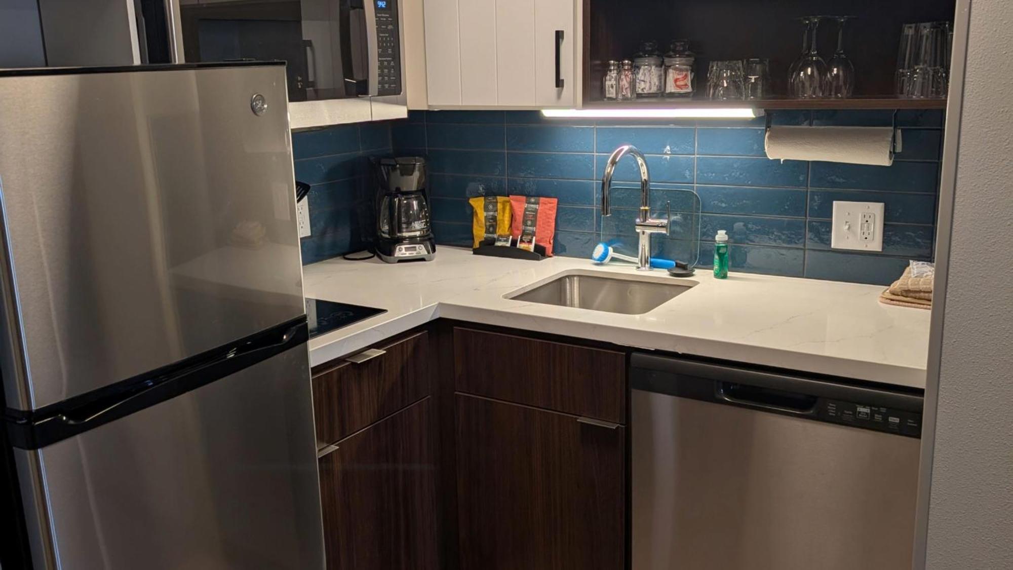 Staybridge Suites Bismarck By Ihg Екстериор снимка