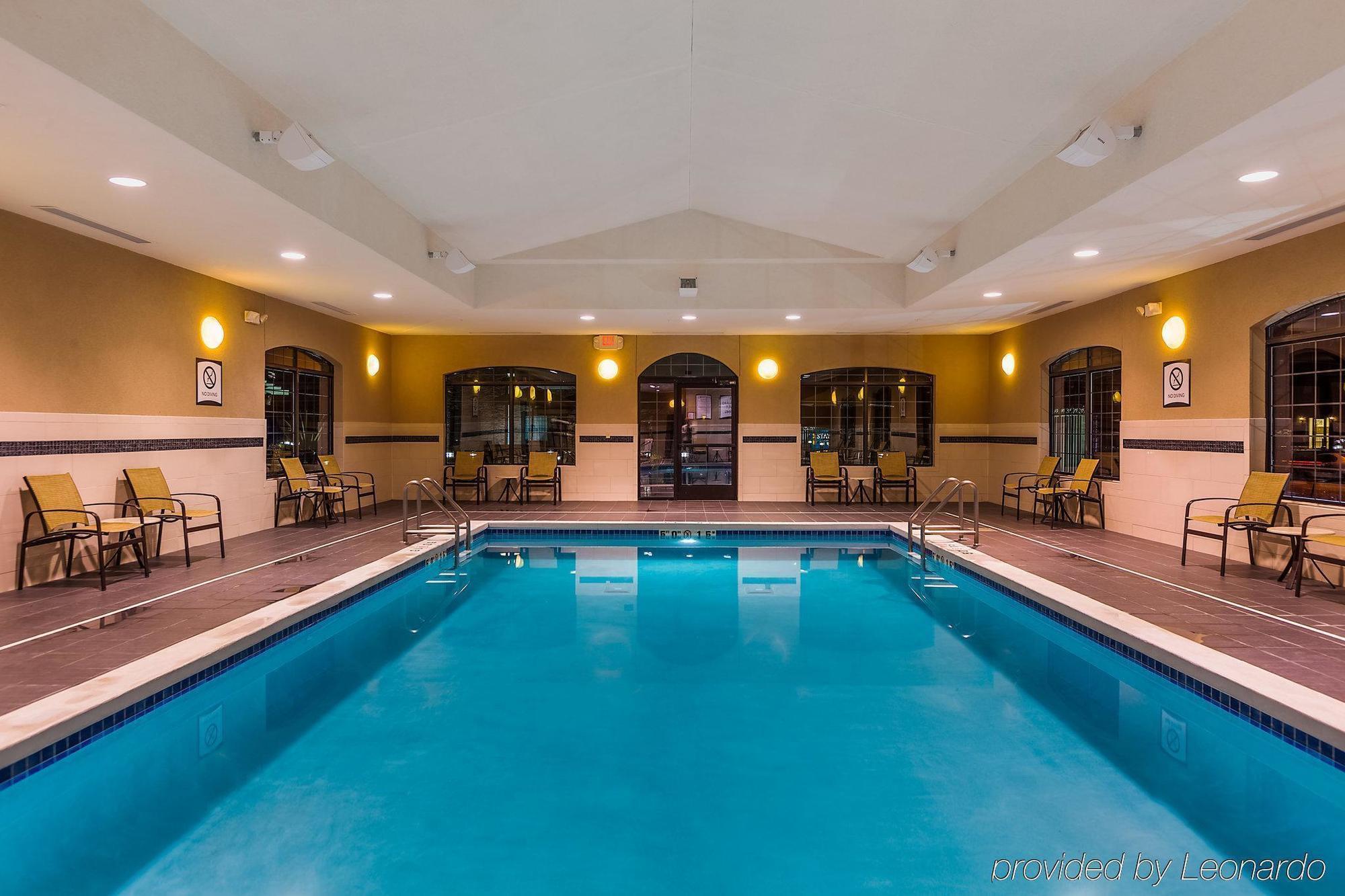 Staybridge Suites Bismarck By Ihg Екстериор снимка